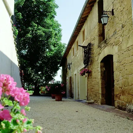 Chateau Camp Del Saltre Апартаменты *
